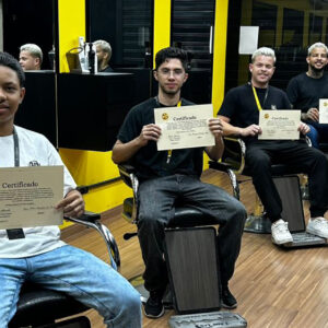 CURSO DE BARBEIROS - 04