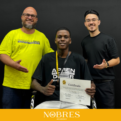 NOBRES - FORMATURA DOS ALUNOS - ALUNO 1