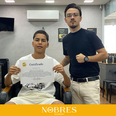 NOBRES - FORMATURA DOS ALUNOS - ALUNO 6