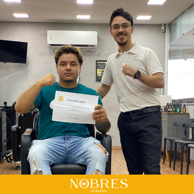 NOBRES - FORMATURA DOS ALUNOS - ALUNO 7